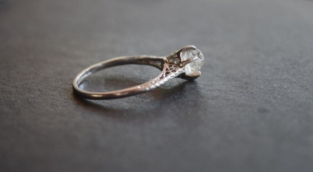 alternative raw diamond engagement rings, raw crystal size 4 5 6 7 8 8 9 10 11